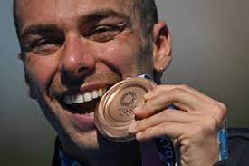 Gregorio paltrinieri (born 5 september 1994) is an italian competitive swimmer. Fnwmiknn97ongm