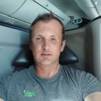 90+ perfiles de «Voss»