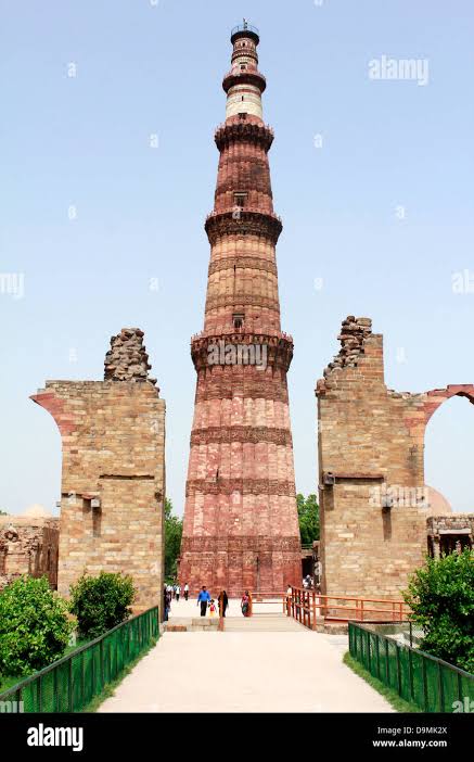 Qutub Minar, New Delhi, India Stock Photo - Alamy