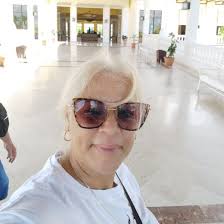 Los Administradores hemos decidido publicar la lista de 20 mil apellidos  Españoles. Por partes: 1 GARCIA 1,462,696 1,481,423 77,942 2 RODRIGUEZ  930,659 940,196 42,281 3 GONZALEZ 927,819 936,783 40,616 4 FERNANDEZ 910,545