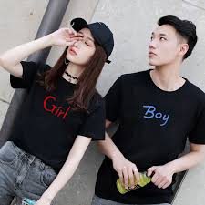 Meskipun begitu, jika mengenakan baju warna ini, penampilanmu akan tetap terlihat mencolok. Jual Produk Baju Couple Terbaru Lazada Co Id
