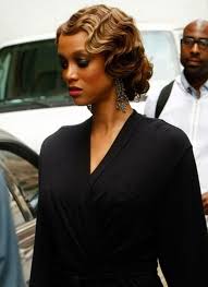 Narrated by the unknown, omniscient blogger gossip girl (voiced by kristen bell), the series revolves. Spotted On The Gossip Girl Set Tyra Banks Tv Fanatic