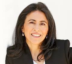 Aida Molina's Instagram, Twitter & Facebook