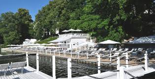 Until 2004 the former neighbourhood established about 1880 w. Strandbad Halensee