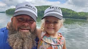 Kara Wysocki's Instagram, Twitter & Facebook