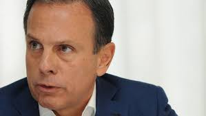 He previously served as the 52nd mayor of são paulo from 1 january 2017 to his resignation on 6 april 2018. Tj Sp Condena Joao Doria Por Uso De Slogan Acelera Sp Enquanto Prefeito Politica Valor Economico