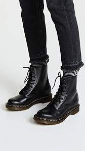 Dr Martens 1460 8 Eye Boots Boots Boots Outfit Timberland Boots Outfit