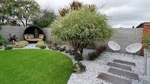 Aura S Contemporary Garden Transformation Youtube Contemporary Garden Outdoor Gardens Design Contemporary Garden Design
