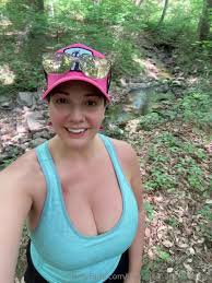 JuicyK aka swinging_sexgoddess - 05-03-2025 OnlyFans Video - Enjoying  nature - Fetish-themed Porn video available for online streaming on  x-fetish.tube