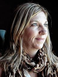 Crowe's ALS fight ends