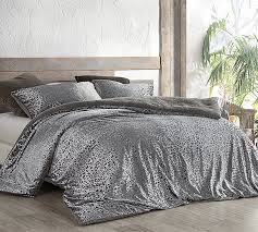 2 x pillowslip 48 x 74cm 1 x flat sheet 250 x 250cm 1 x quilt cover 200 x 230cm free shipping. Primal Leopard Coma Inducer Oversized King Comforter Silver Black