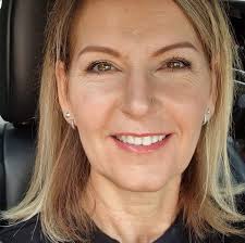 A lovely shiny recognition for a lifetime of hustle and humor and  heartache. @officialsbiff @seanjameshair @gracegraceahn @cathywaterman