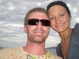 Julie Jasper's Instagram, Twitter & Facebook