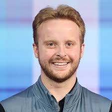 Sam Stern's Instagram, Twitter & Facebook