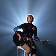 The pop star's look at the acm awards on wednesday night was courtesy of. Taylor Swift Drops Betty Live From 2020 Acm Awards Listen