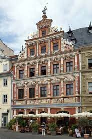 Erfurt wird von immer mehr menschen besucht, die ein haus kaufen wollen, schließlich weist die 7376000 qm große wohnfläche auf ein angenehmes wohnklima hin. Haus Zum Breiten Herd Wikipedia