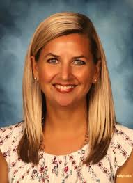 DeKalb Alumna Supports Current Students