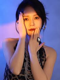 勇闯🐆豹纹系列70+张照片的惨烈淘汰赛，删到只剩2张，真心难产💬 帮我评评理，哪张更带感？