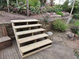 They give a home privacy and character. Wickes Decking Stair Stringer 5 Tread Light Green 250mm X 1 51m Wickes Co Uk