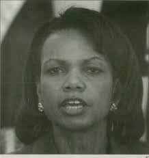 Kelly Schwartzkopf's Instagram, Twitter & Facebook