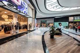 Het winkelcentrum is te vinden aan de emmy belinfantedreef / jaap hoekdreef in den haag. Mall Of The Netherlands Kan Niet Alleen Bestaan Uit Grote Glimmende Ketens Textilia