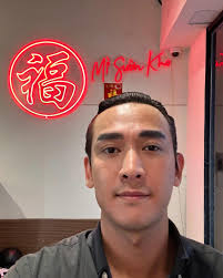 Hua Vi Van (@mark_hua_) • Instagram photos and videos