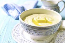 Come anticipato, non è solo roba da neonati o da anziani ma anche un ingrediente prezioso per ricette che possono fare il loro figurone anche ad. Come Si Prepara Un Semolino Salato Perfetto Donnad