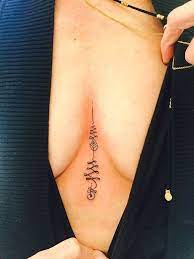 Unique Unalome Tattoo Between Breasts Tattoogirl Tattoowomen Femininetattoo Tattoowithmeaning Unalometattoo Unalome Tattoo Tattoo Between Breasts Tattoos
