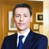 Correo electrónico y teléfono de William McCormick