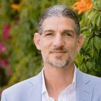 Karen Mchugh's Instagram, Twitter & Facebook