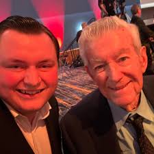 Does kentucky derby jockey play poker regularly?