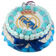 Mientras tanto los padrinos de la boda, aunque también pueden ser amigos y familiares, pasen dando a los invitados unos detalles que son recordatorios de boda. Tarta Chuches Madrid Detalles Para Bodas Comuniones Bautizos Y Celebraciones