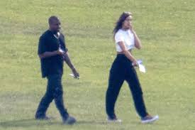 With his divorce from kim kardashian still in the works, kanye west is reportedly dating russian supermodel and actress irina shayk. Wnydlqydrphaqm