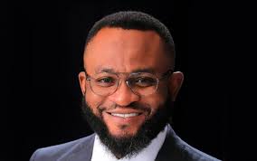 Ugwuanyi swears in Enugu commissioners, advisers