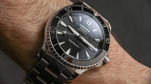 Before the advent of electric watches, recreational and most importantly professional divers counted on their mechanical timepieces for timing their underwater excursions. Wempe Zeitmeister Sport Diver S Watch Review