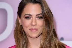 Vanessa Mai: Verrät in Biografie "I do it Mai way" heiße Geheimnisse