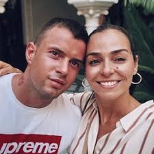 Join to listen to great radio shows, dj mix sets and podcasts. Marco Costa Declara Se A Mulher Vanessa Martins Em Dia Especial A Ferver Vidas