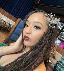 Shyla Smith's Instagram, Twitter & Facebook