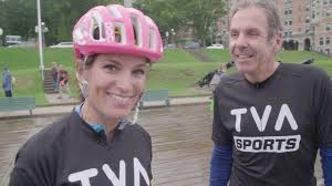 00:10 жоау феликс снова получил травму. Quebecor Cycles With The Pros Quebecor