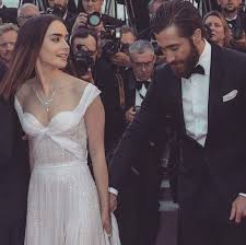 We spotted tilda swinton, jake gyllenhaal, lily collins, paul dano, steven yeun, director bong joon ho and more attending the press conference for their new. Femme Fatale On Twitter Lily Collins Jake Gyllenhaal At The Cannes Film Festival