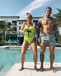Born march 26, 1994, paige michelle vanzant grew up in the small northwest town of dayton, oregon. Paige Vanzant Gets Bum Slapped While Wearing Sexy One Piece As Ex Ufc Star Frolics Around With Husband By Pool