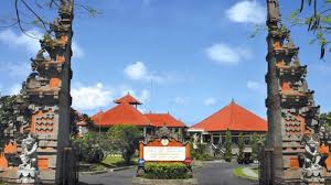 Mulanya hanya memiliki 2 jurusan, yaitu perhotelan dan perjalanan wisata. 5 Universitas Terbaik Untuk Kuliah Pariwisata Di Bali Suara Bali