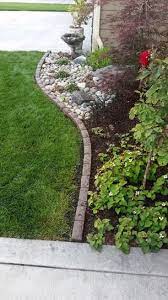 Vigoro Roman Stone 4 Ft Rubber Garden Edging Earth Mt5001597 The Home Depot Garden Edging Landscape Curbing Landscape Edging