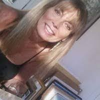 Deborah Glisson's Instagram, Twitter & Facebook