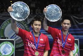 0%0% found this document useful, mark this document as useful. Ketua Dpr Ucapkan Selamat Kepada Kevin Gideon Juarai All England Republika Online