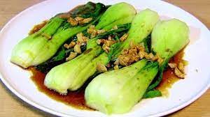 Pak choi wird auch als chinesischer senfkohl bezeichnet und zählt vor allem in asien zu den wichtigsten gemüsearten. Pak Choi Blanchiert Gebraten Und Mit Austernsauce Serviert Pak Choi Schnell Und Einfach Zubereiten Youtube