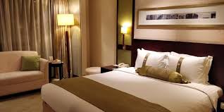 Wifi is free, and this hotel also features an indoor pool and a restaurant. Review Holiday Inn Shanghai Nanpu Das Hotel Im Test