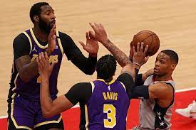 Lebron james (right ankle sprain) has been upgraded to questionable for tonight's game vs. Cqnec4ofebw94m