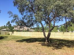 A professional fence contractor will take an average of 15 hours to install 100 linear feet of fence. 2021 Privacy Fence Cost Cost Of 6 Foot Privacy Fence