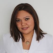 Mireya Munoz's Instagram, Twitter & Facebook